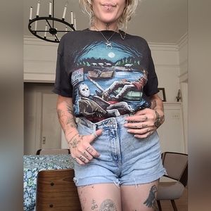SOLD Horror shirt HALLOWEEN